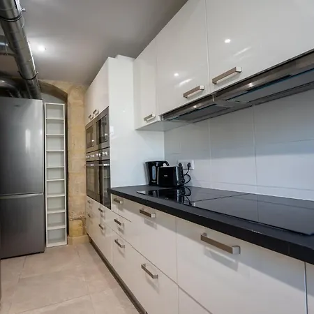 Coliving : Privees Inclus فندق 3*