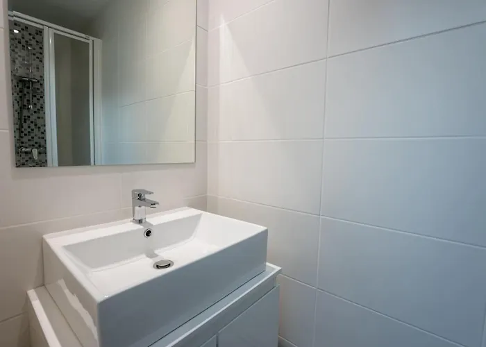 Отель Coliving : Privees Inclus 3*