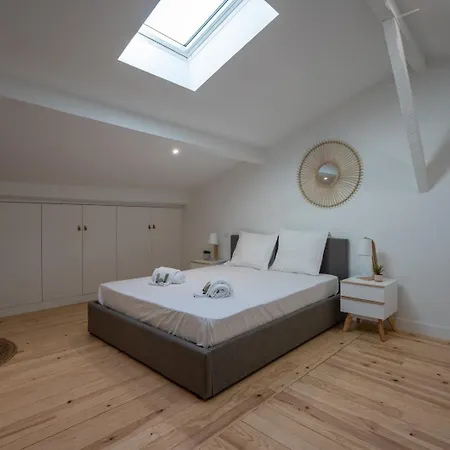 Coliving : Privees Inclus 3* ボルドー