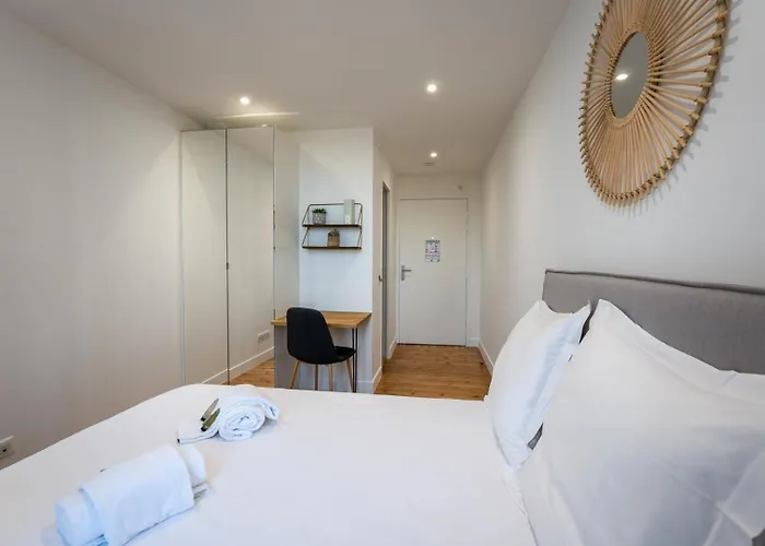 Coliving : Privees Inclus فندق
