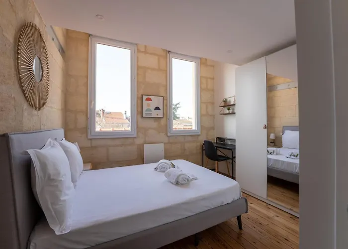 Coliving : Privees Inclus فندق