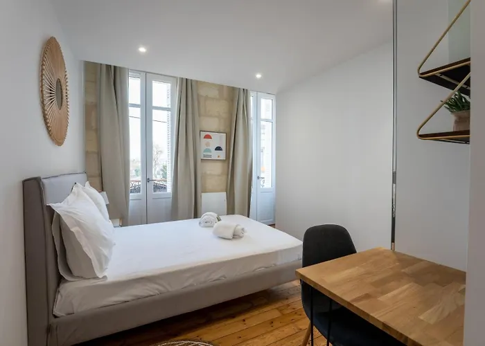 Coliving : Privees Inclus فندق