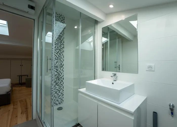 Coliving : Privees Inclus 3* بوردو