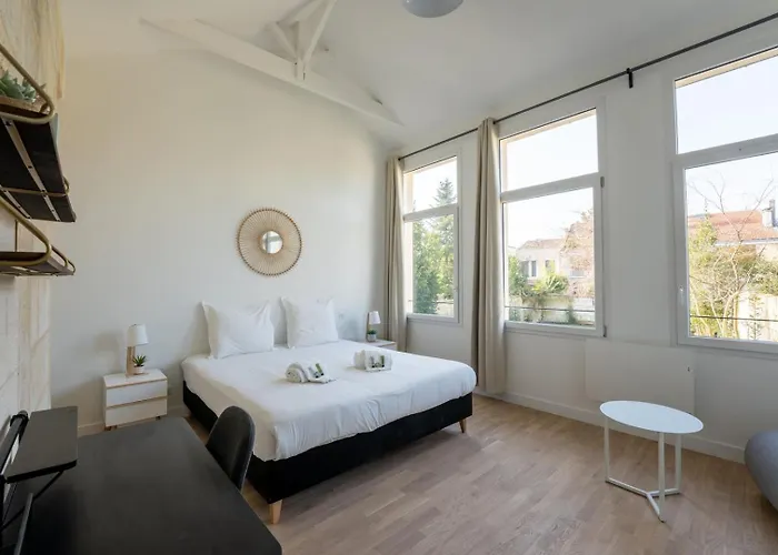 Coliving : Privees Inclus 3* بوردو